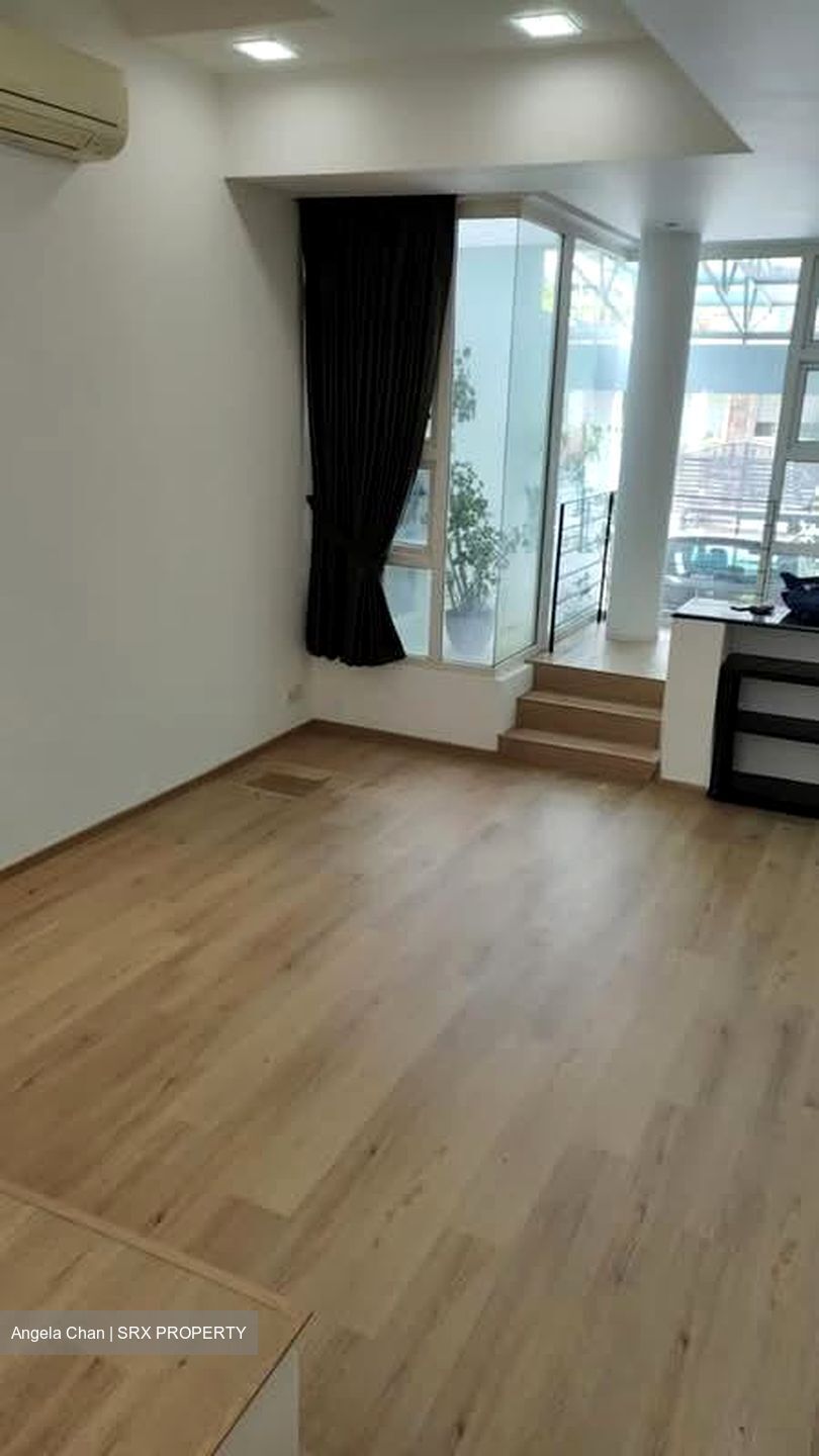 Cambridge Road (D8), Terrace #563758701